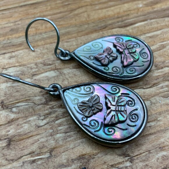 Monet Vintage Abalone Tear Drop Gun Metal Butterfly Dangle Earrings - Picture 1 of 6